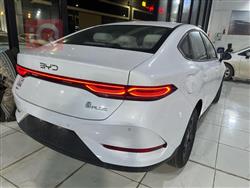 بی وای دی Qin Plus